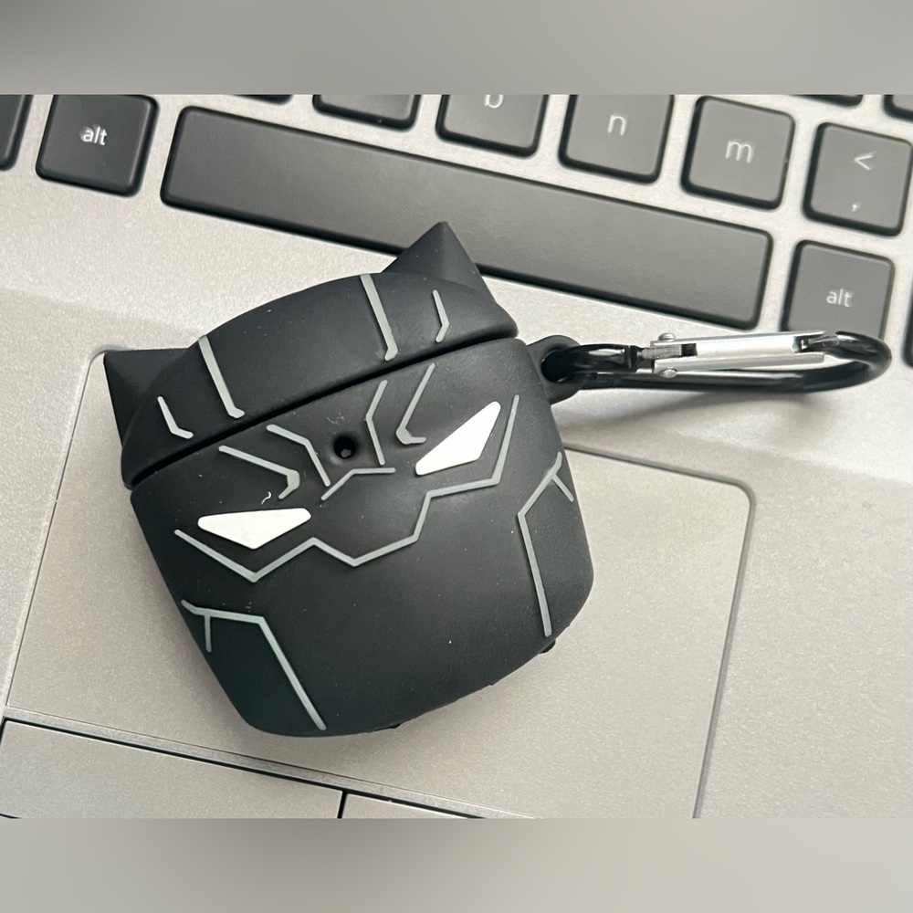 Black Panther AirPods case - Glow in the Dark Marvel Avengers Headphone Case